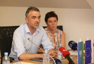 TISKOVNA KONFERENCA 10 FOTO LJUBO VUKELIČ